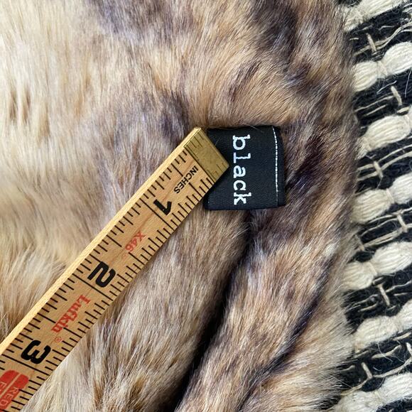 🌿Black Rivet Women Tan Black Faux Fur Convertible Double Loop Infinity Scarf OS - Picture 7 of 7